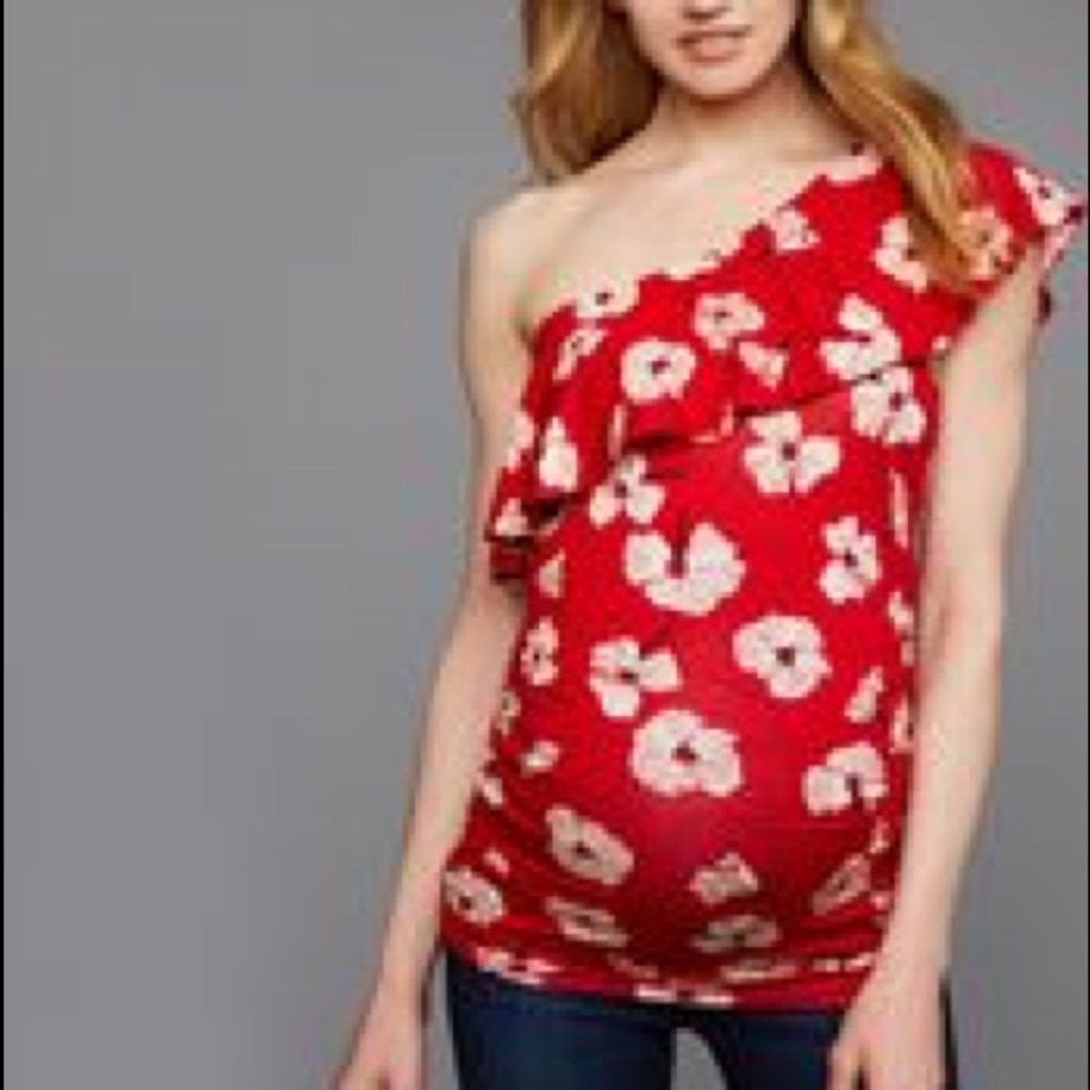 One shoulder ruffle top maternity